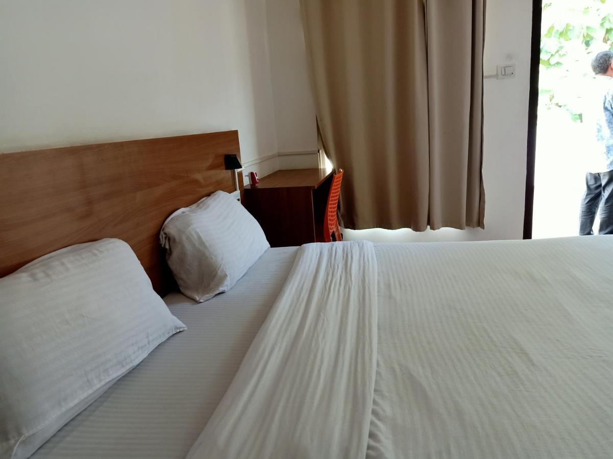 Anurag Residency Hotel Guwahati Exterior foto