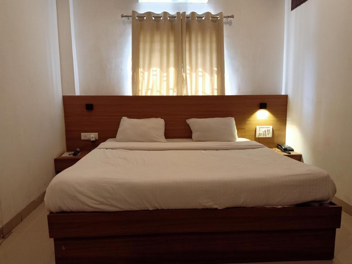 Anurag Residency Hotel Guwahati Exterior foto