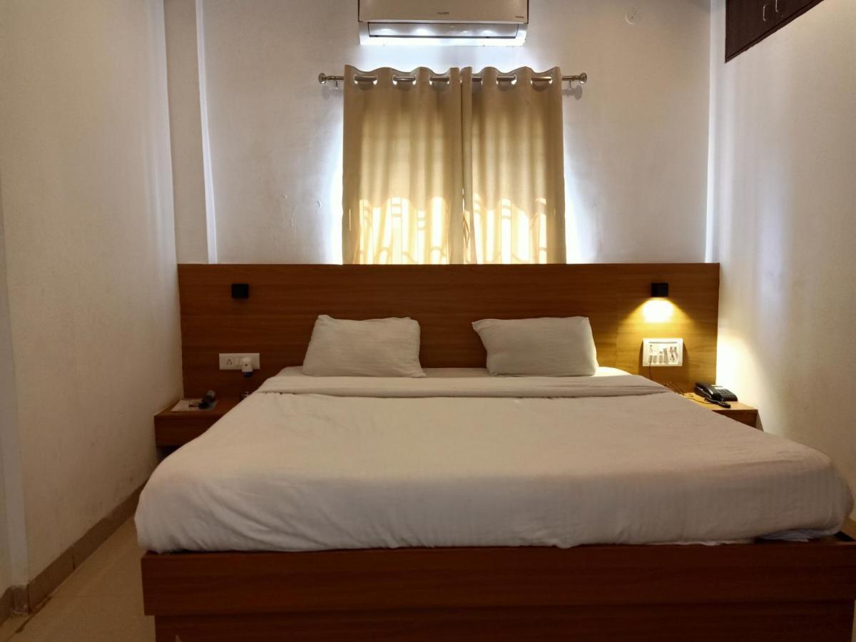 Anurag Residency Hotel Guwahati Exterior foto