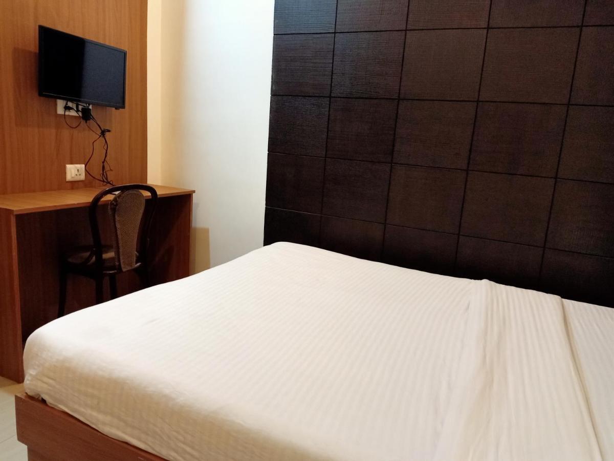 Anurag Residency Hotel Guwahati Exterior foto