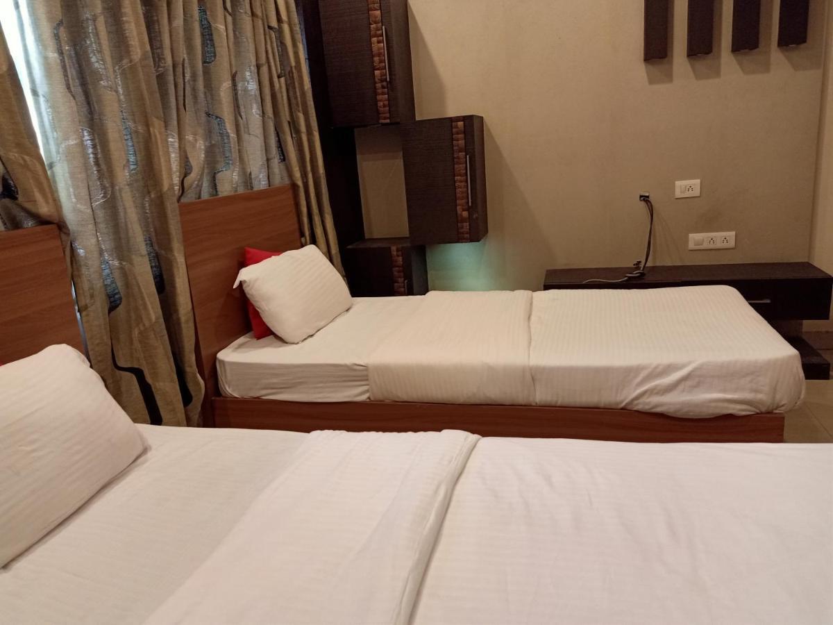 Anurag Residency Hotel Guwahati Exterior foto